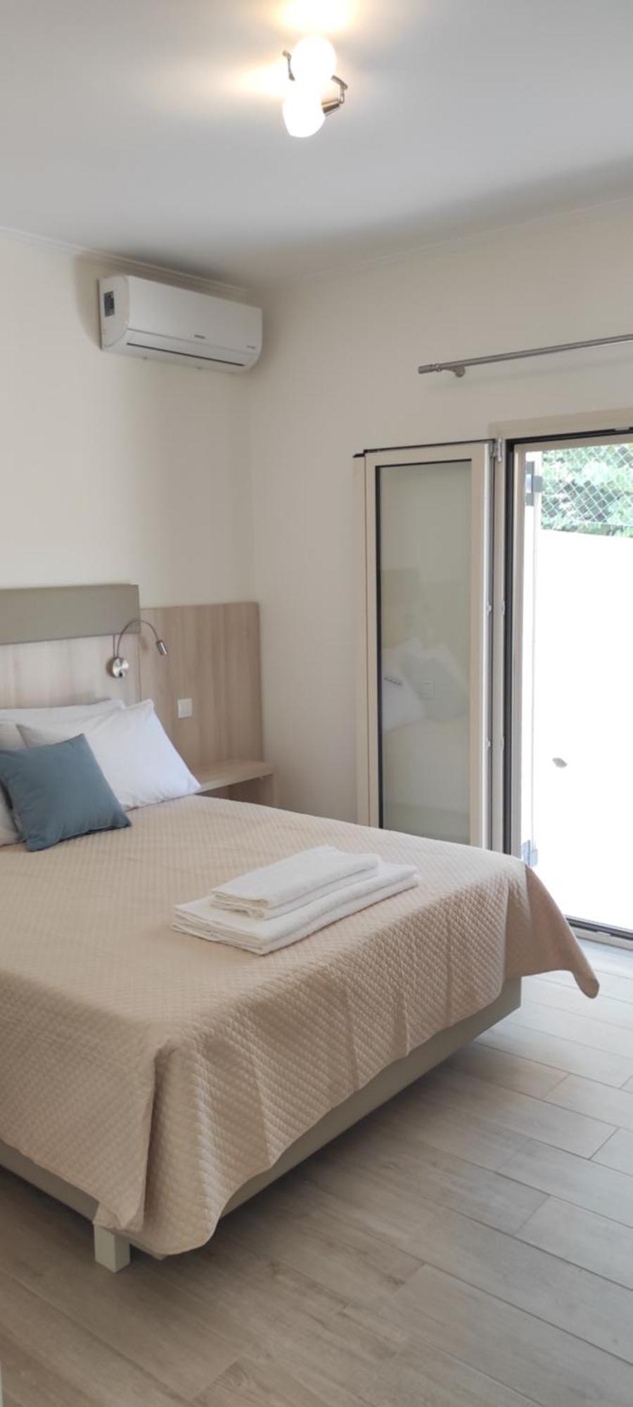 Eleni Apartament