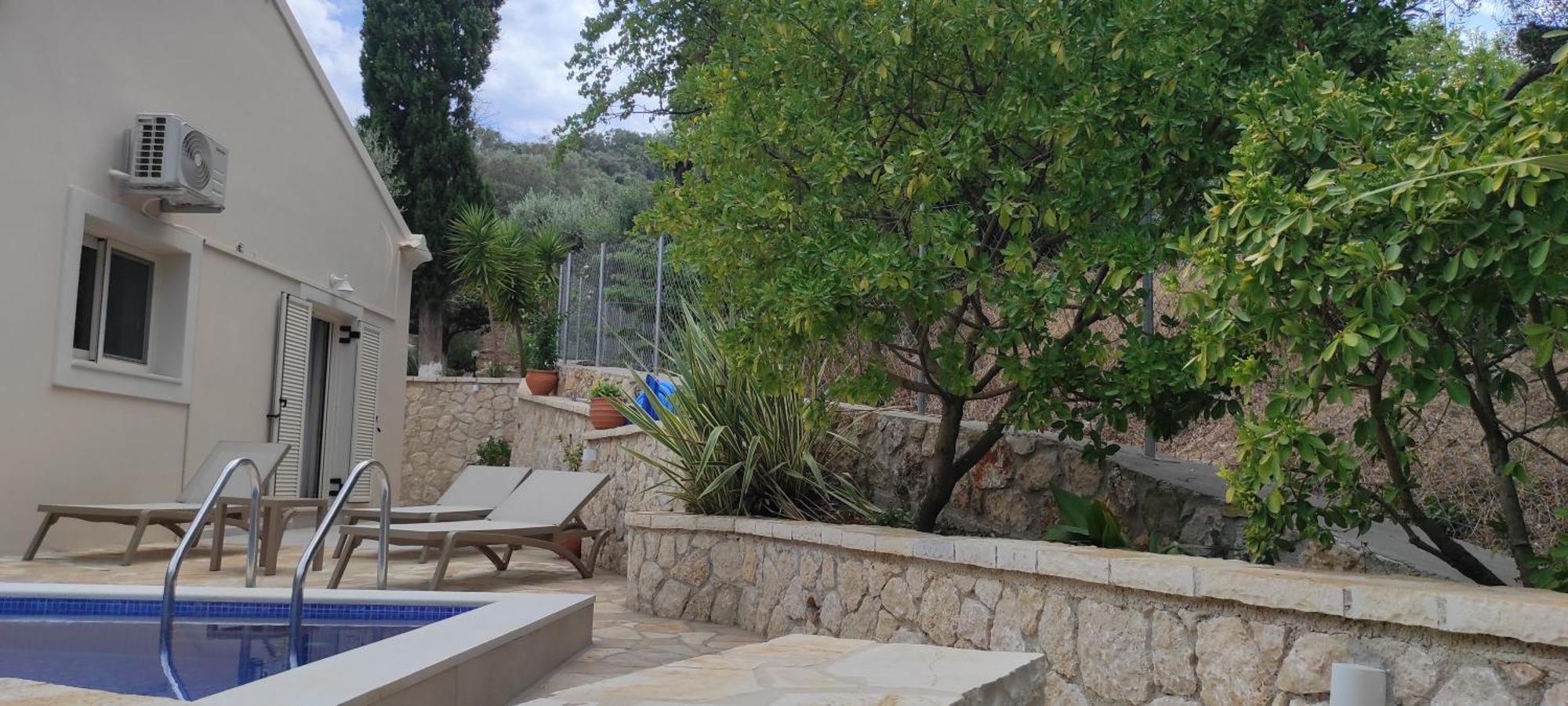 Apartament Eleni *